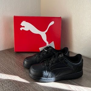 NIB. Puma infant sneakers